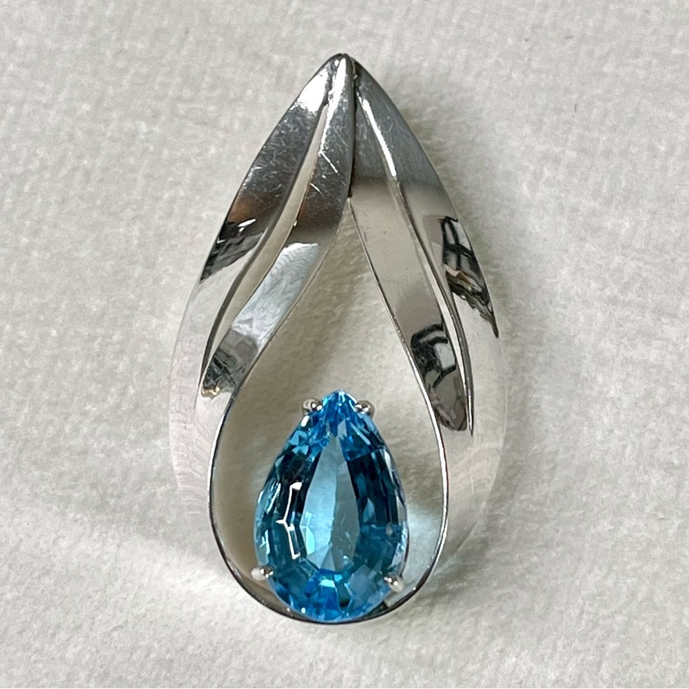 Peters Designs Blue Topaz Sterling Silver Pendant 1.75” X 1”